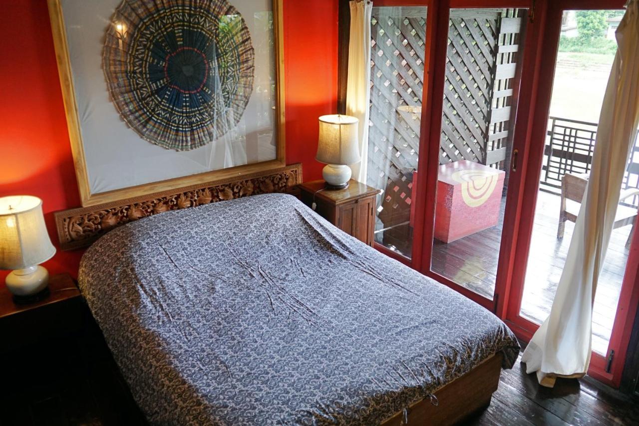 The Riverside Guest House Lampang Exterior photo