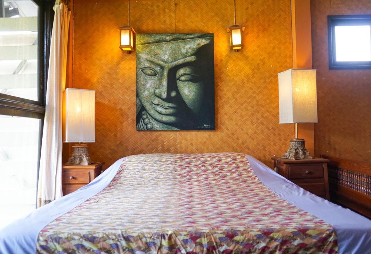 The Riverside Guest House Lampang Exterior photo
