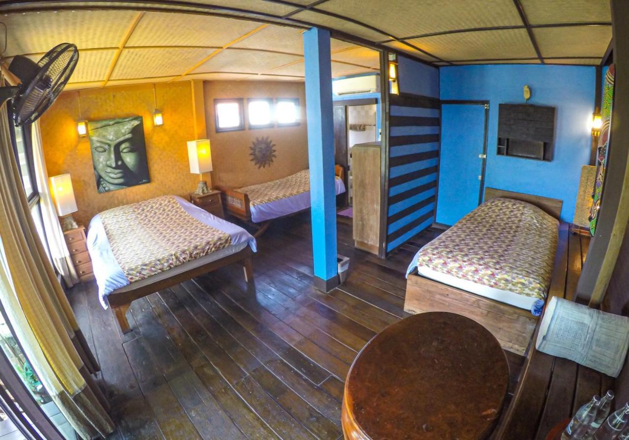 The Riverside Guest House Lampang Exterior photo