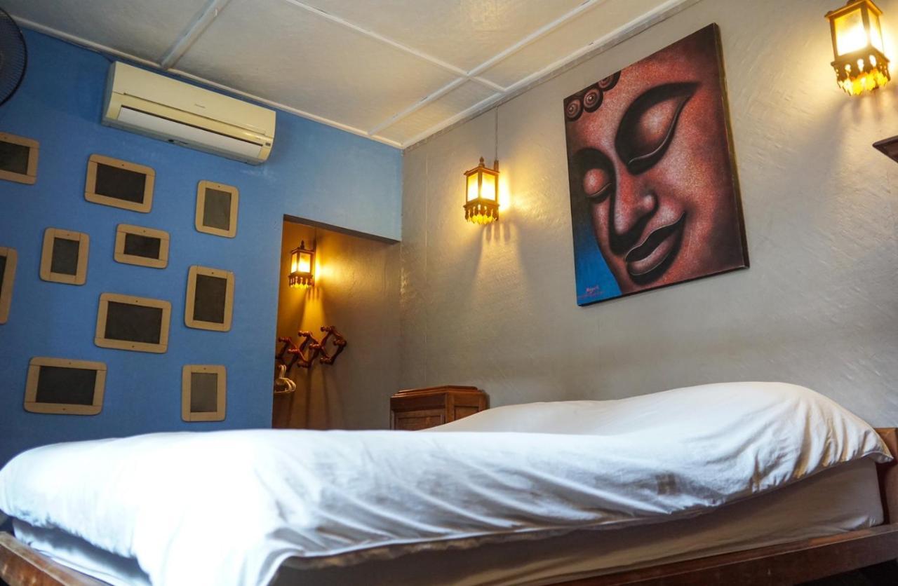 The Riverside Guest House Lampang Exterior photo