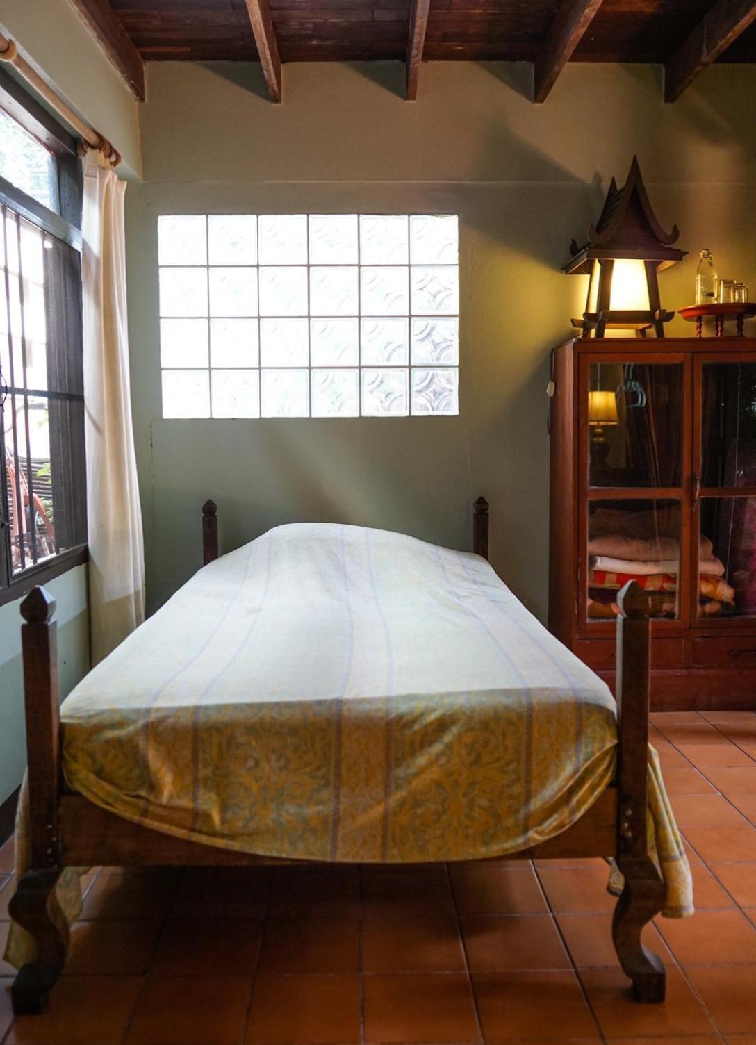 The Riverside Guest House Lampang Exterior photo
