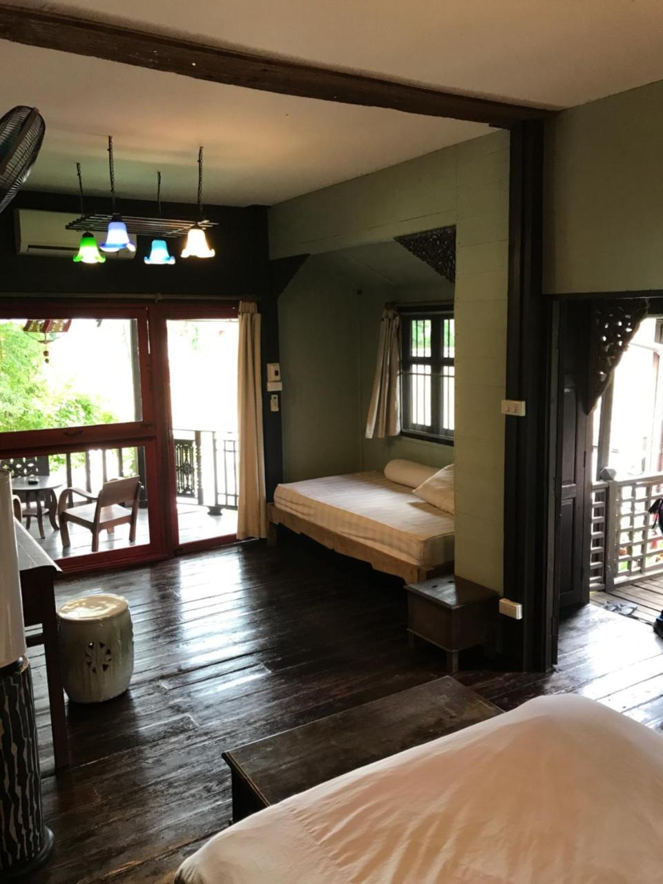 The Riverside Guest House Lampang Exterior photo